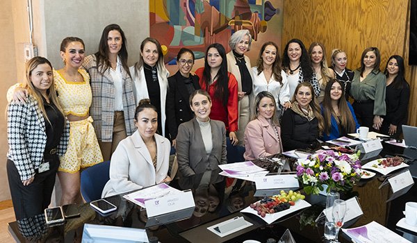 Mujeres empresarias de Guadalajara Jalisco en taller de Negocios Sólidos.